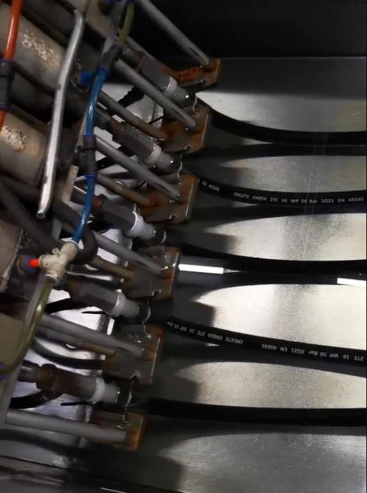 思明特生產(chǎn)的膠管氣密性試驗機的設(shè)備簡介