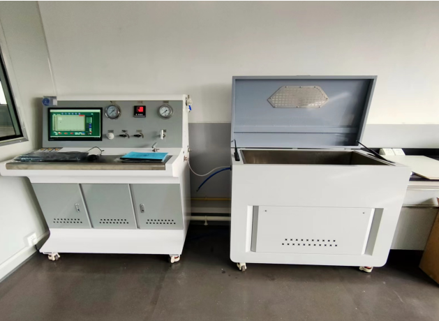 散熱器內(nèi)部腐蝕性測(cè)試臺(tái)